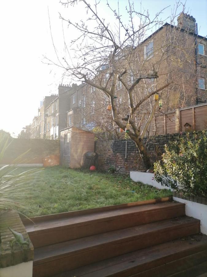 Garden Rooms 20 Min Walk From Camden Town & Kings Cross St Pancras Лондон Екстериор снимка