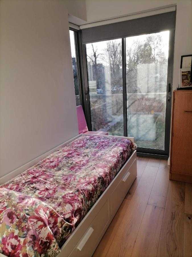Garden Rooms 20 Min Walk From Camden Town & Kings Cross St Pancras Лондон Екстериор снимка